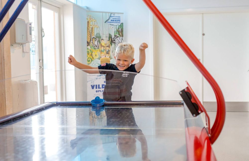 Spil airhockey gratis